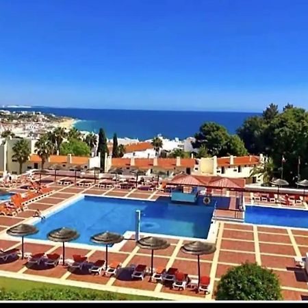 Simpatico Apartamento Com Piscina Em Albufeira Apartment Exterior photo